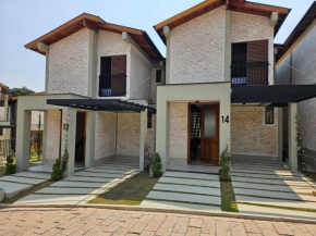 Chalé em Monte Verde, lareiras e baheira, 800m centro